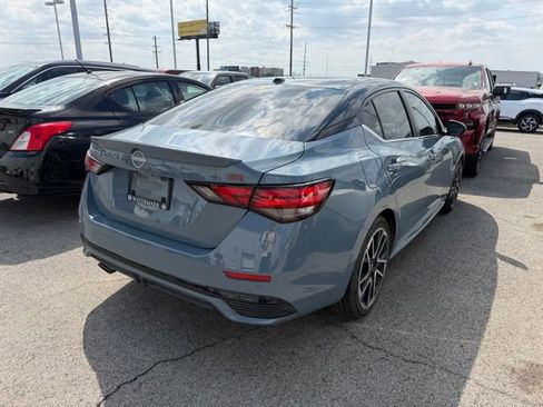 Certified 2025 Nissan Sentra SR w/ SR Premium Package image 2