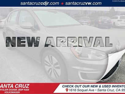 Used 2016 Volkswagen e-Golf SE w/ DC Fast Charging Package