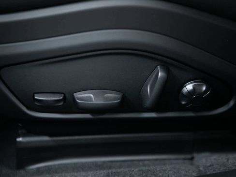 New 2026 Porsche Panamera 4 image 17