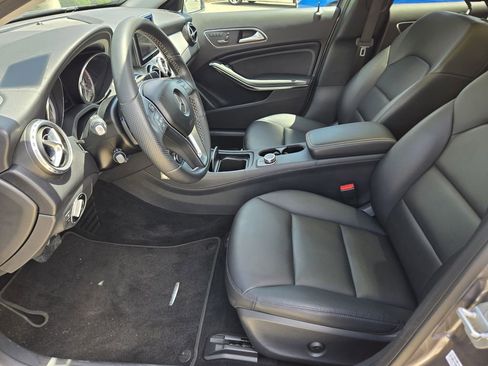 Used 2015 Mercedes-Benz GLA 250 4MATIC image 17