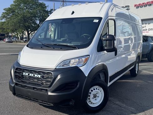 Used 2025 RAM ProMaster 2500 w/ Safety Group image 3