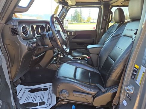 Used 2021 Jeep Gladiator Overland w/ Uconnect 4C Nav & Sound Group AWD/4WD image 3