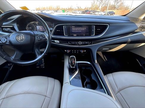 Used 2020 Buick Enclave Essence w/ Sound and Sites Package image 15
