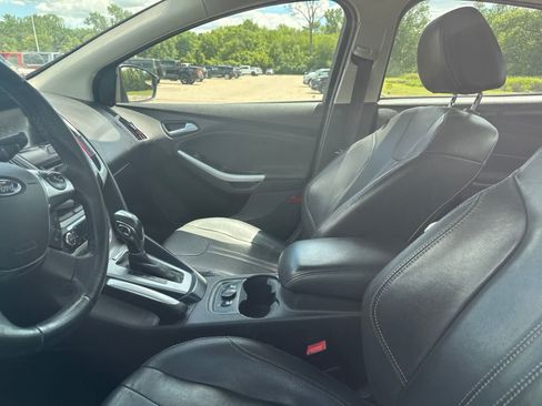 Used 2013 Ford Focus SE FWD image 30