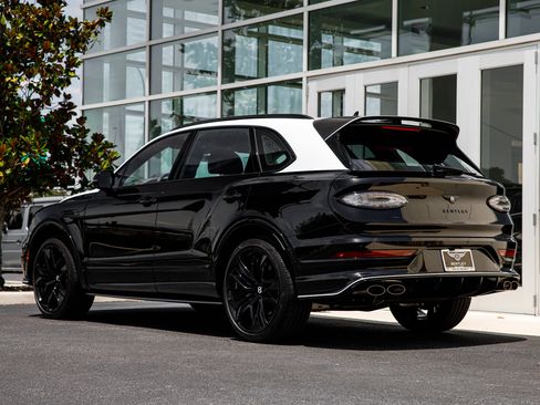 New 2026 Bentley Bentayga Speed AWD/4WD image 8