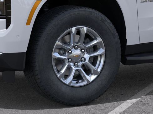 New 2026 Chevrolet Suburban LS AWD/4WD image 11