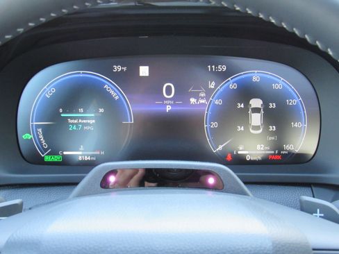 Used 2026 Toyota Crown Platinum image 20