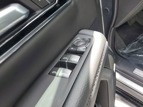 New 2026 GMC Yukon Denali w/ LPO, Floor Liner Package RWD image 18