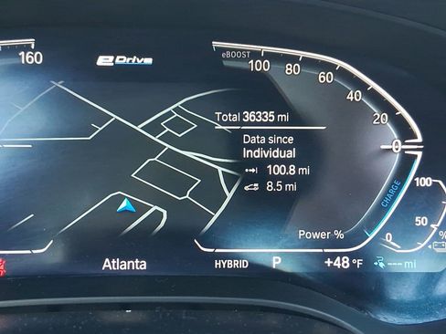 Used 2021 BMW 530e w/ M Sport Package image 16