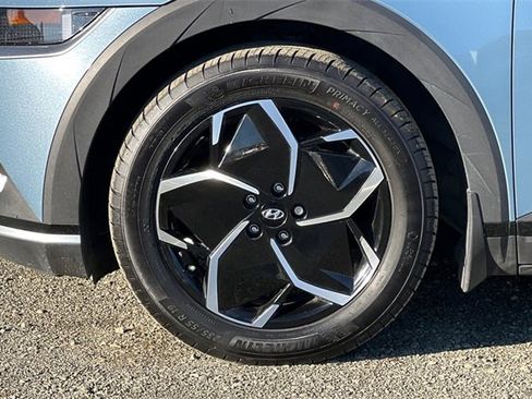 Certified 2024 Hyundai Ioniq 5 SEL image 35