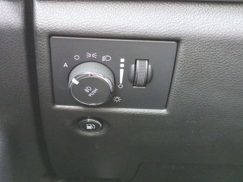 Used 2022 Jeep Grand Cherokee Laredo E AWD/4WD image 19