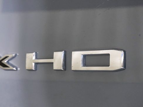 Used 2024 GMC Sierra 2500 AT4X image 45