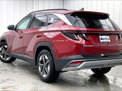 Used 2025 Hyundai Tucson SEL FWD image 5