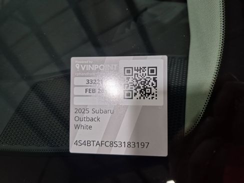 Used 2025 Subaru Outback Premium image 34