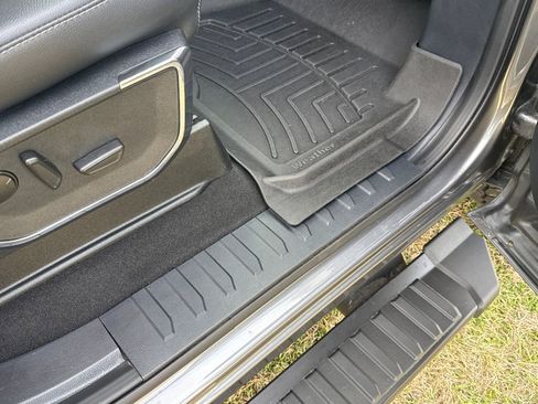 Used 2024 Ford F350 Lariat w/ Lariat Ultimate Package image 57