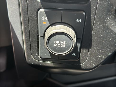 Used 2023 Ford F150 XLT AWD/4WD image 25