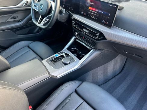 Used 2025 BMW i4 eDrive40 w/ M Sport Package RWD image 16