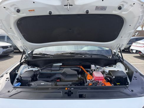 Used 2021 Hyundai Santa Fe Limited AWD/4WD image 22