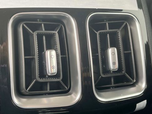 New 2025 Kia Sorento SX image 19