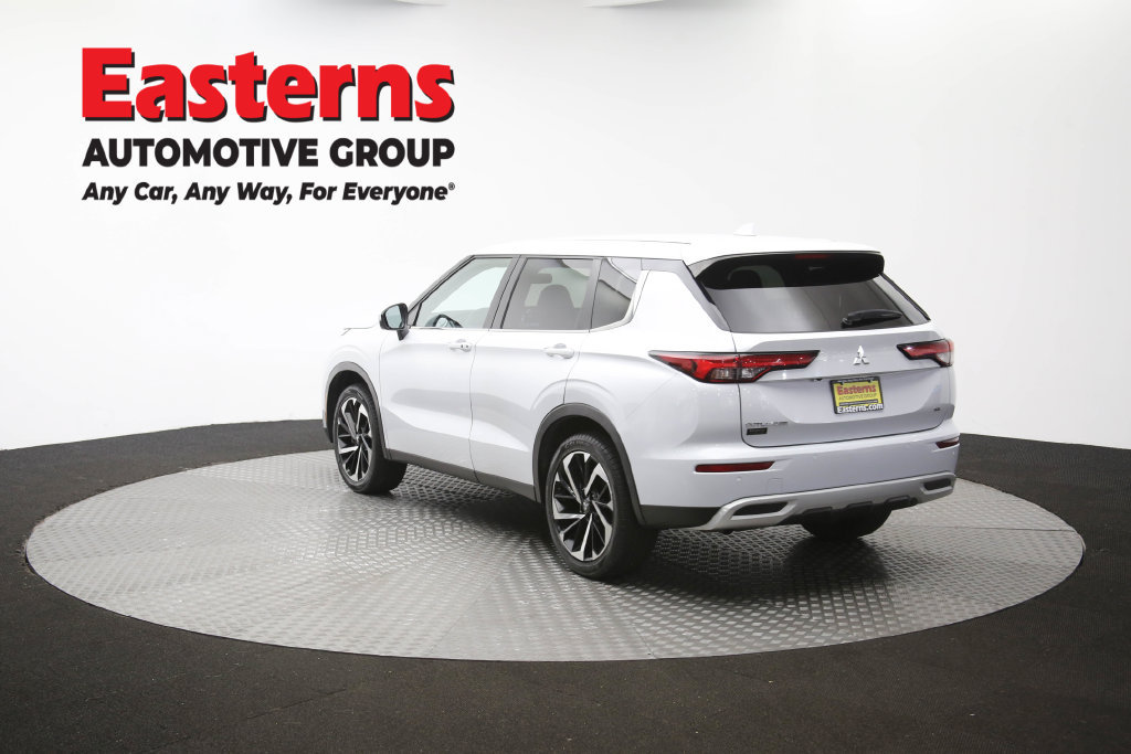 Used 2024 Mitsubishi Outlander SE AWD/4WD image 67