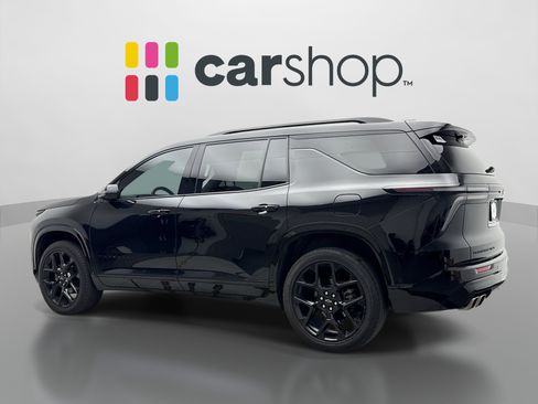 Used 2024 Chevrolet Traverse RS w/ LPO, Floor Liner Package AWD/4WD image 3