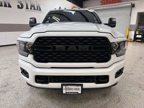 Used 2024 RAM 3500 Big Horn w/ Night Edition AWD/4WD image 12
