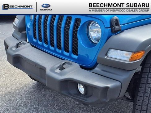 Used 2022 Jeep Gladiator Sport w/ Trailer Tow Package AWD/4WD image 21