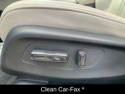 Used 2024 Honda HR-V EX-L image 11
