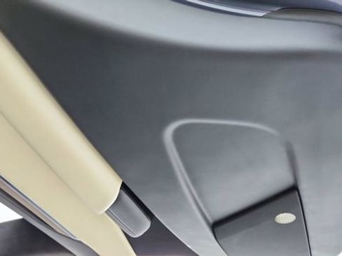 Used 2023 Tesla Model X image 26