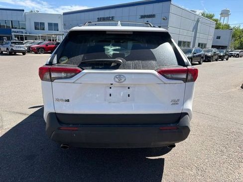 Used 2025 Toyota RAV4 XLE w/ Convenience Package AWD/4WD image 4