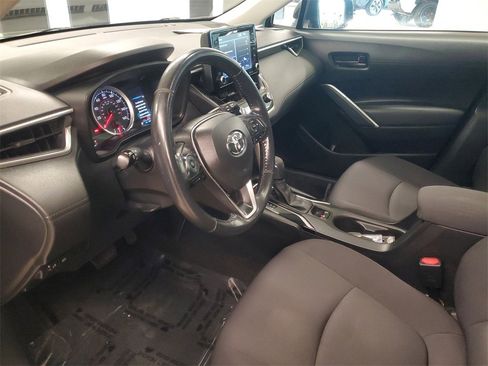 Used 2022 Toyota Corolla Cross LE image 15
