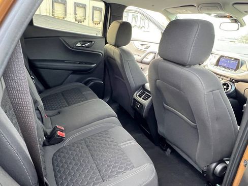Used 2019 Chevrolet Blazer LT FWD image 31