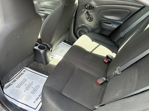 Used 2015 Nissan Versa S FWD image 15