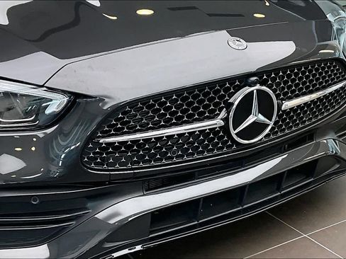 Used 2024 Mercedes-Benz C 300 Sedan image 32