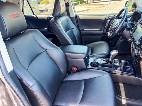 Used 2023 Toyota 4Runner TRD Off-Road Premium w/ Moonroof Package AWD/4WD image 16