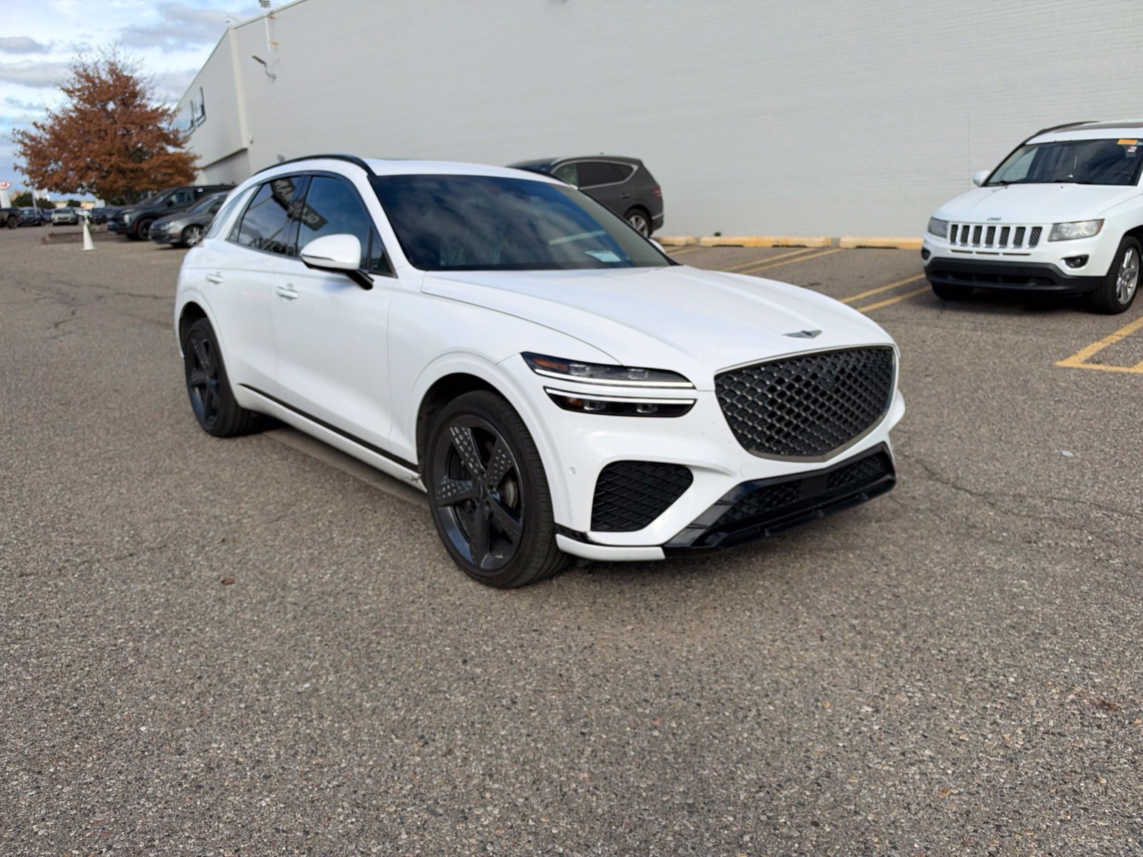 Used 2023 Genesis GV70 3.5T Sport w/ Sport Prestige Package AWD/4WD image 2