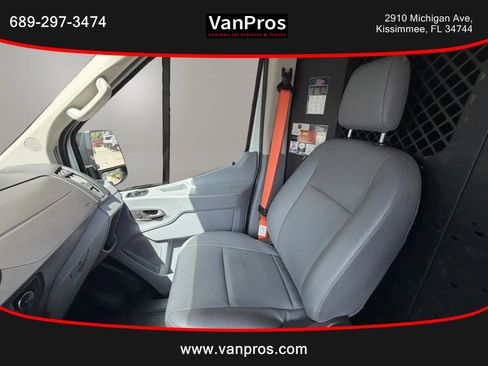 Used 2019 Ford Transit 150 148 Medium Roof RWD image 11