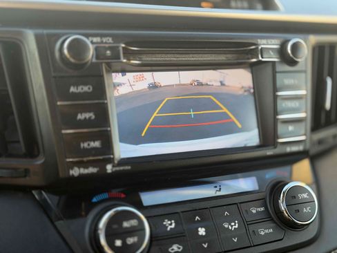 Used 2017 Toyota RAV4 XLE FWD image 34
