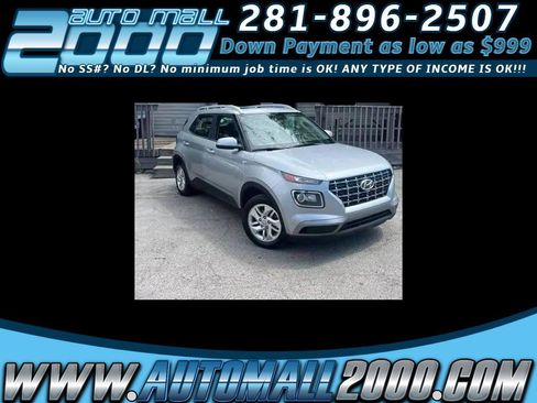 Used 2020 Hyundai Venue SEL FWD image 1