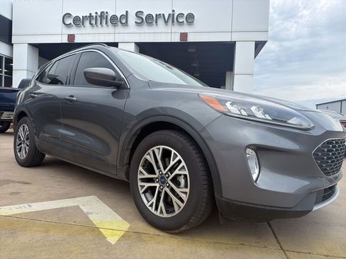 Used 2022 Ford Escape SEL image 1