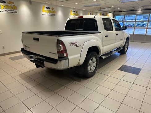 Used 2010 Toyota Tacoma 4x4 Double Cab w/ TRD Off-Road Pkg image 15