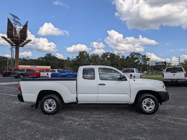 Used 2015 Toyota Tacoma 2WD Access Cab image 2