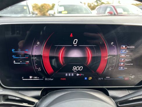 Used 2025 Mercedes-Benz GLC 43 AMG 4MATIC image 25