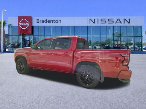 New 2026 Nissan Frontier SV w/ Tow Package AWD/4WD image 4