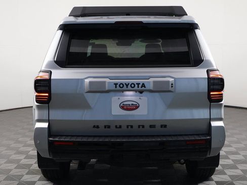 Used 2025 Toyota 4Runner TRD Sport image 5