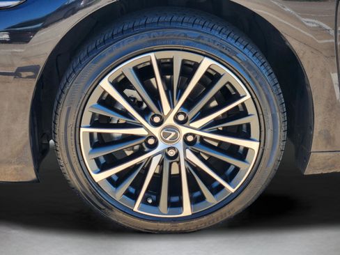 Used 2025 Lexus ES 350 w/ Premium Package FWD image 38
