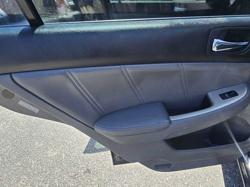 Used 2007 Honda Accord EX image 11