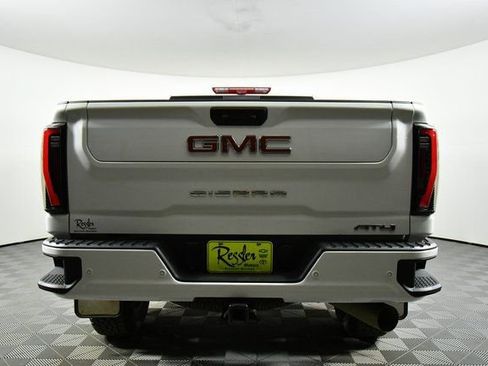 Used 2025 GMC Sierra 3500 AT4 w/ AT4 Premium Plus Package image 12