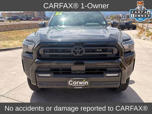 Used 2025 Toyota 4Runner SR5 AWD/4WD image 2