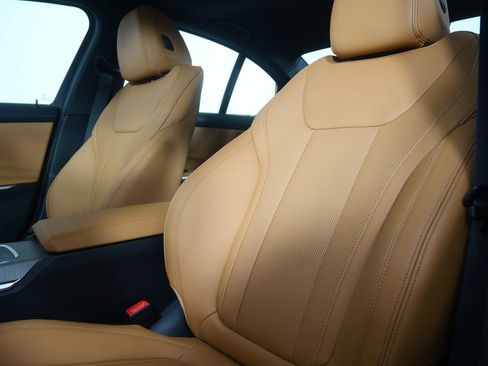 New 2026 BMW 330i Sedan w/ Premium Package image 10